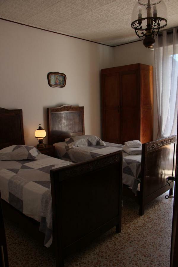 Apartamento Casa Di Gianni Primaluna Exterior foto